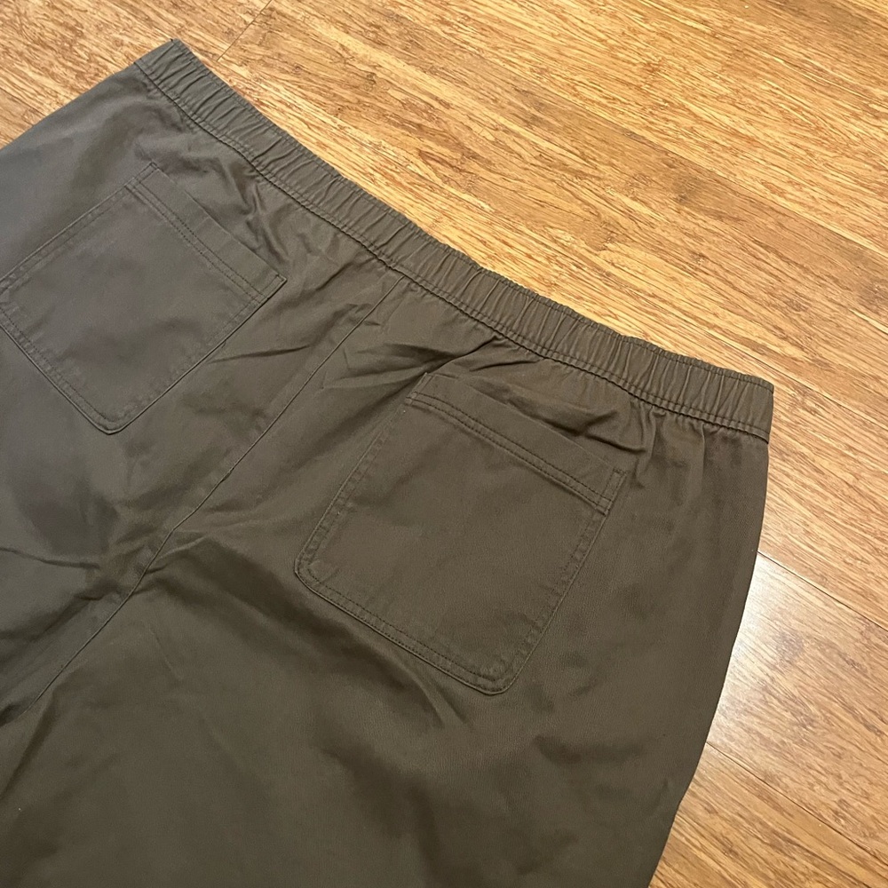 NWT! Old Navy Brown Pull On Elastic Waist Cropped Pants Pockets. Size Women's 3X - Picture 6 of 14